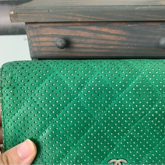 Chanel Green Perforated Quilted Wallet - Picture 3 of 12